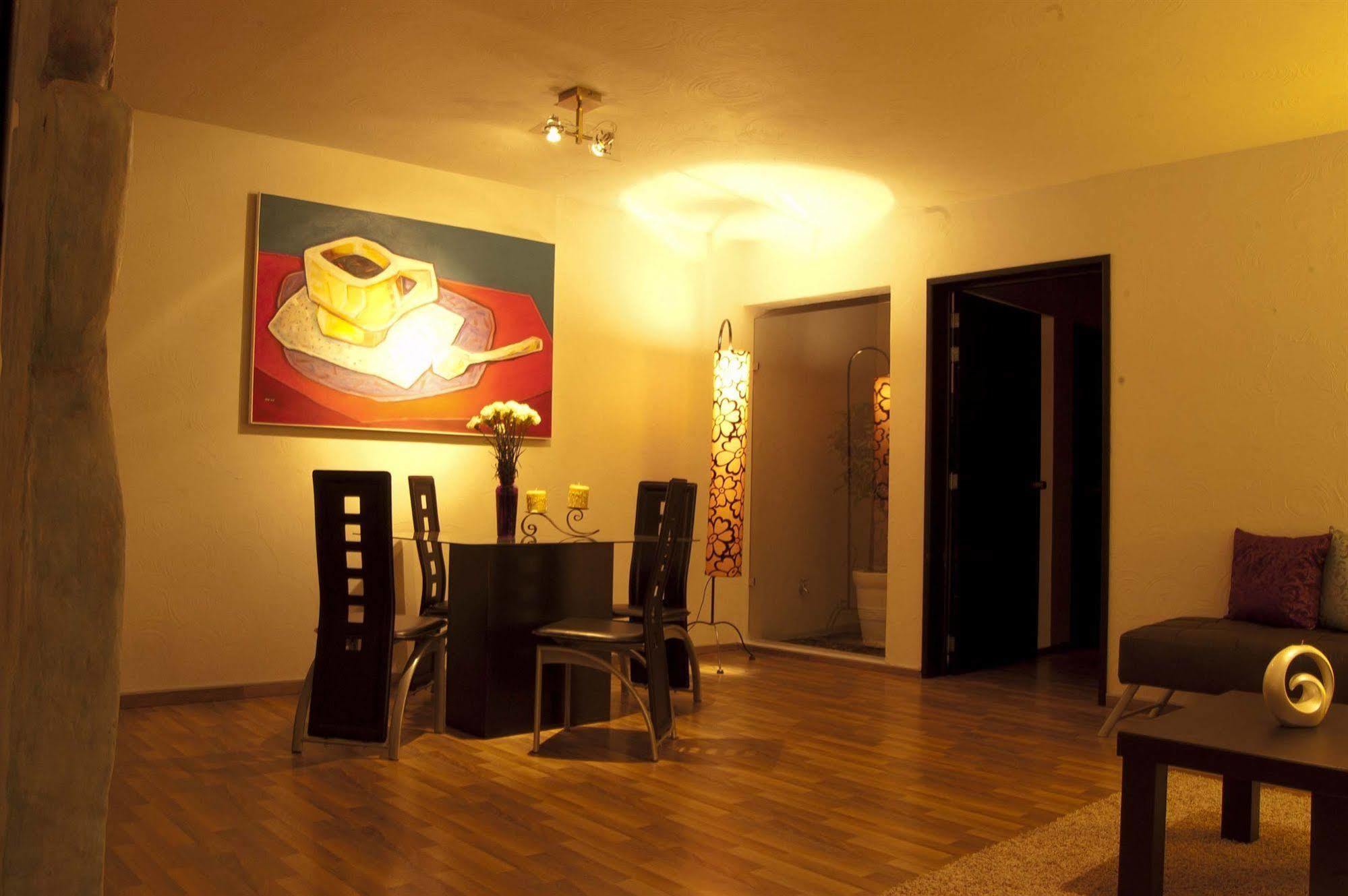 M Hoteles Concepto Morelia Eksteriør bilde